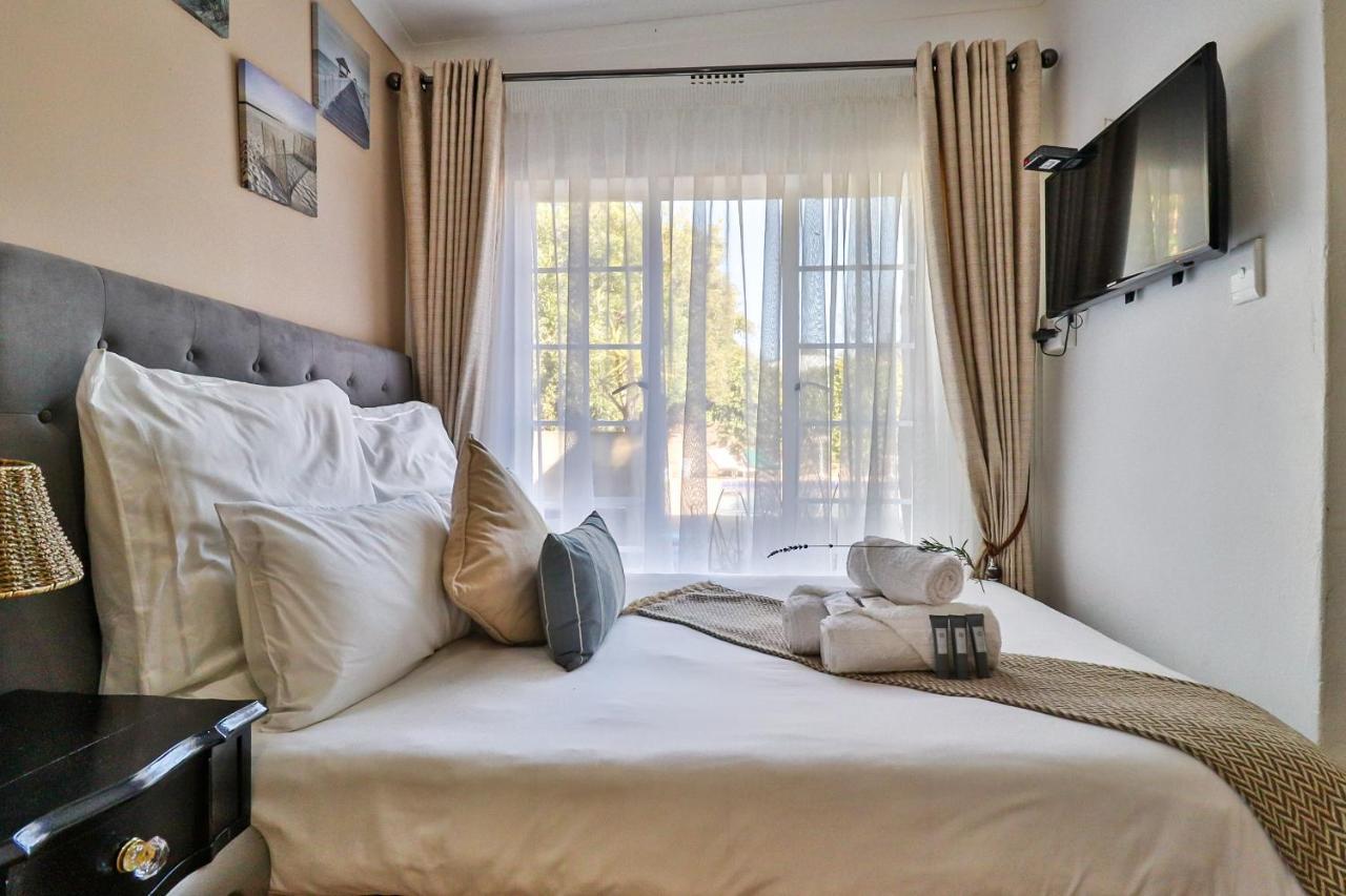 Sunbury Bed And Breakfast 约翰内斯堡 外观 照片