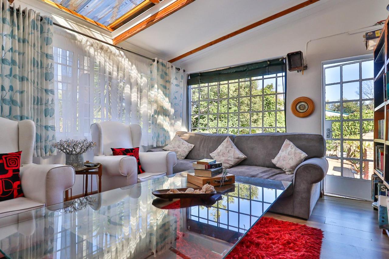 Sunbury Bed And Breakfast 约翰内斯堡 外观 照片