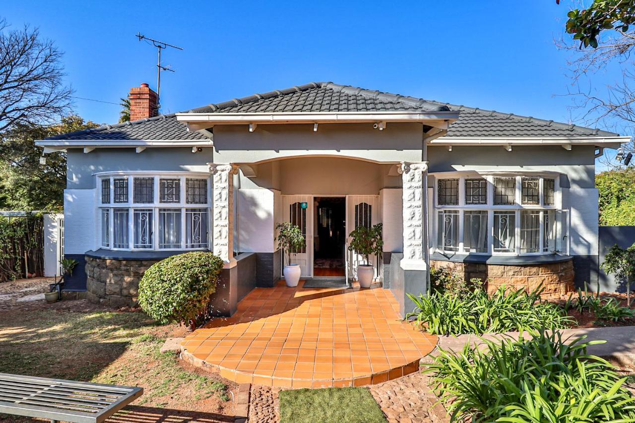 Sunbury Bed And Breakfast 约翰内斯堡 外观 照片
