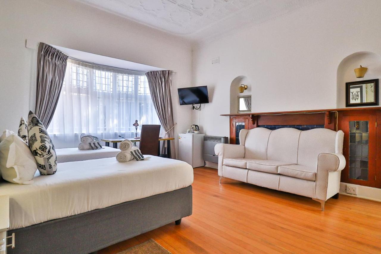 Sunbury Bed And Breakfast 约翰内斯堡 外观 照片